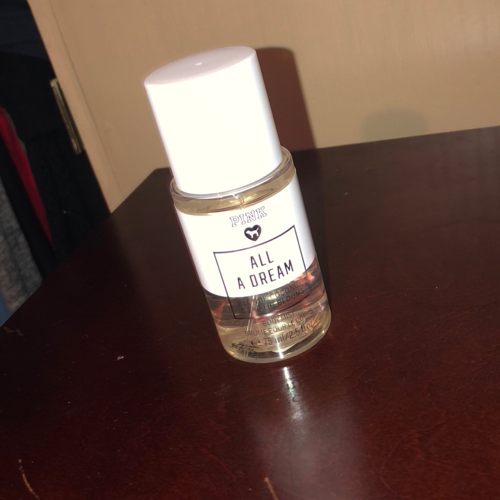Victoria Secret spray